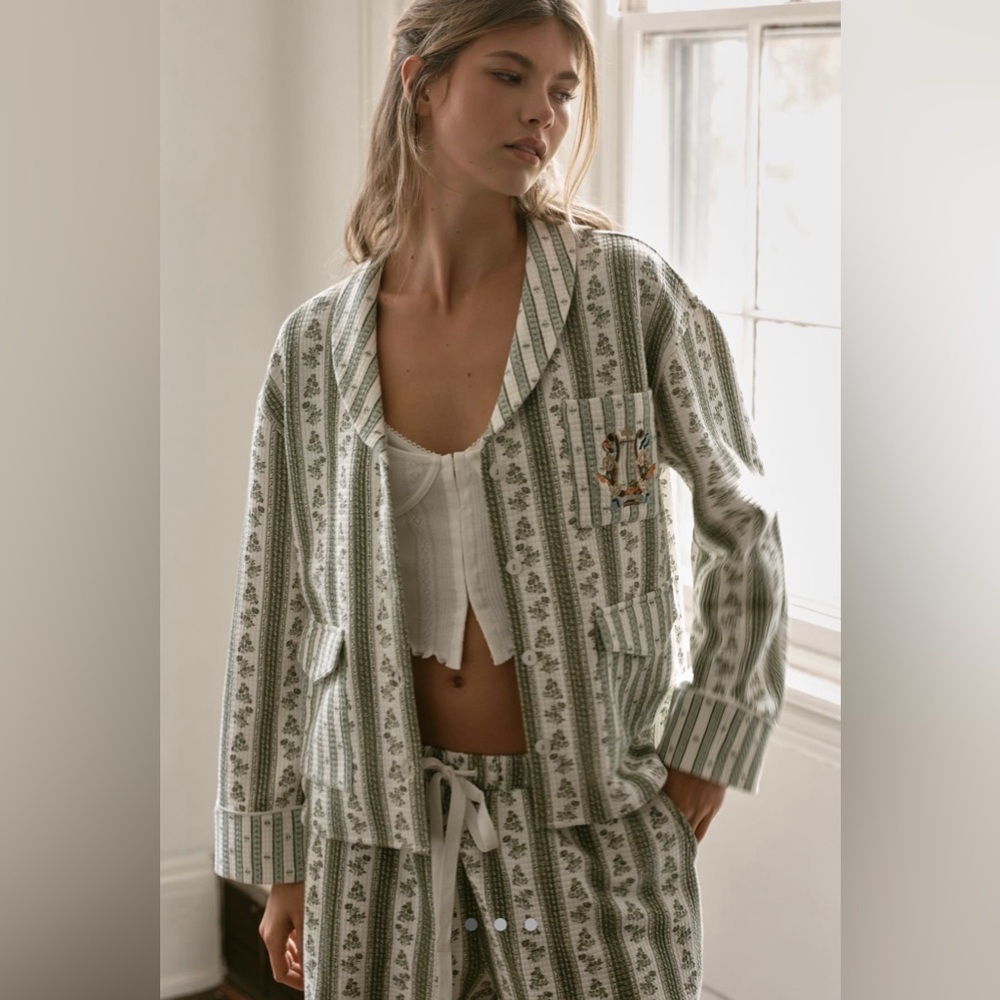 Lyrebird long sleeve printed quilted pajama top